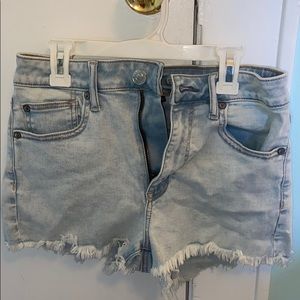 never been worn jean shorts!